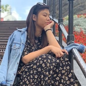 Meet your Posher, Khristine